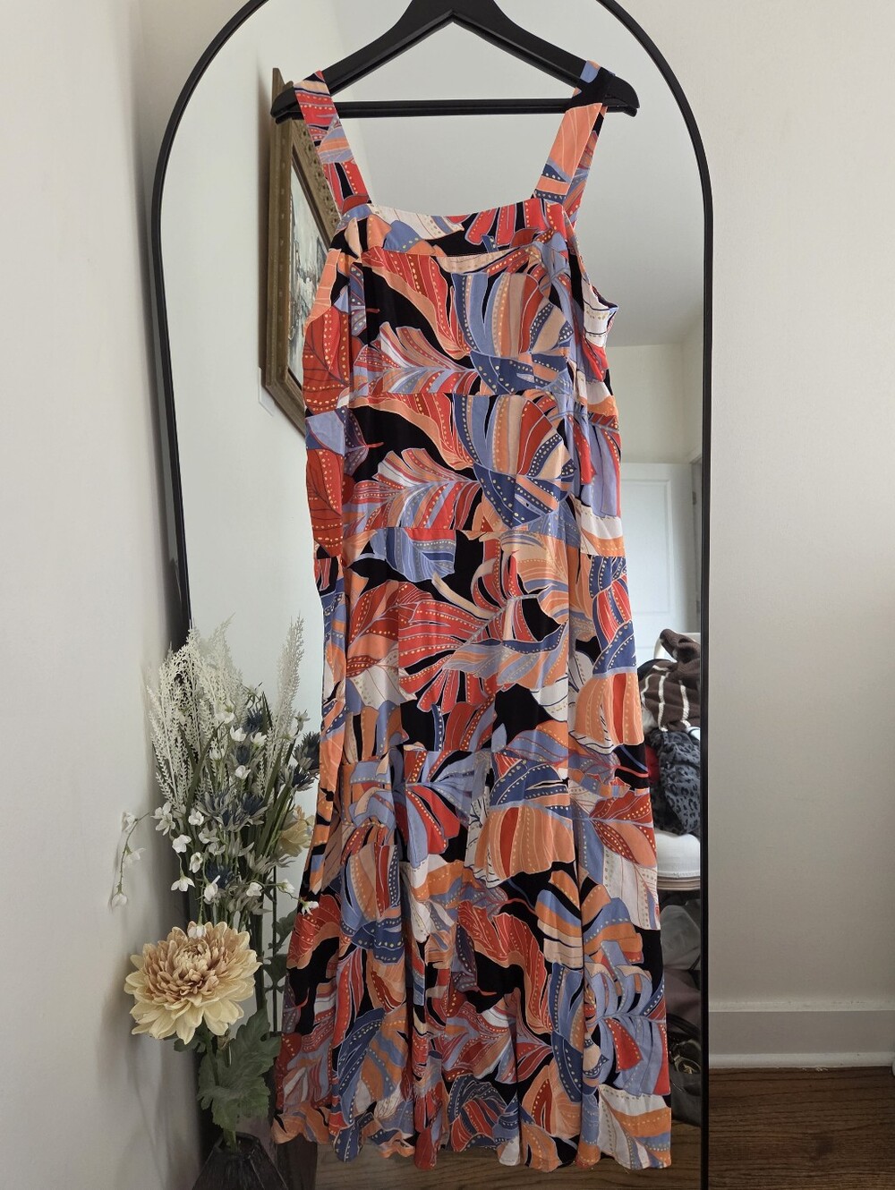 Vince Camuto Multi-Color Printed Maxi dress